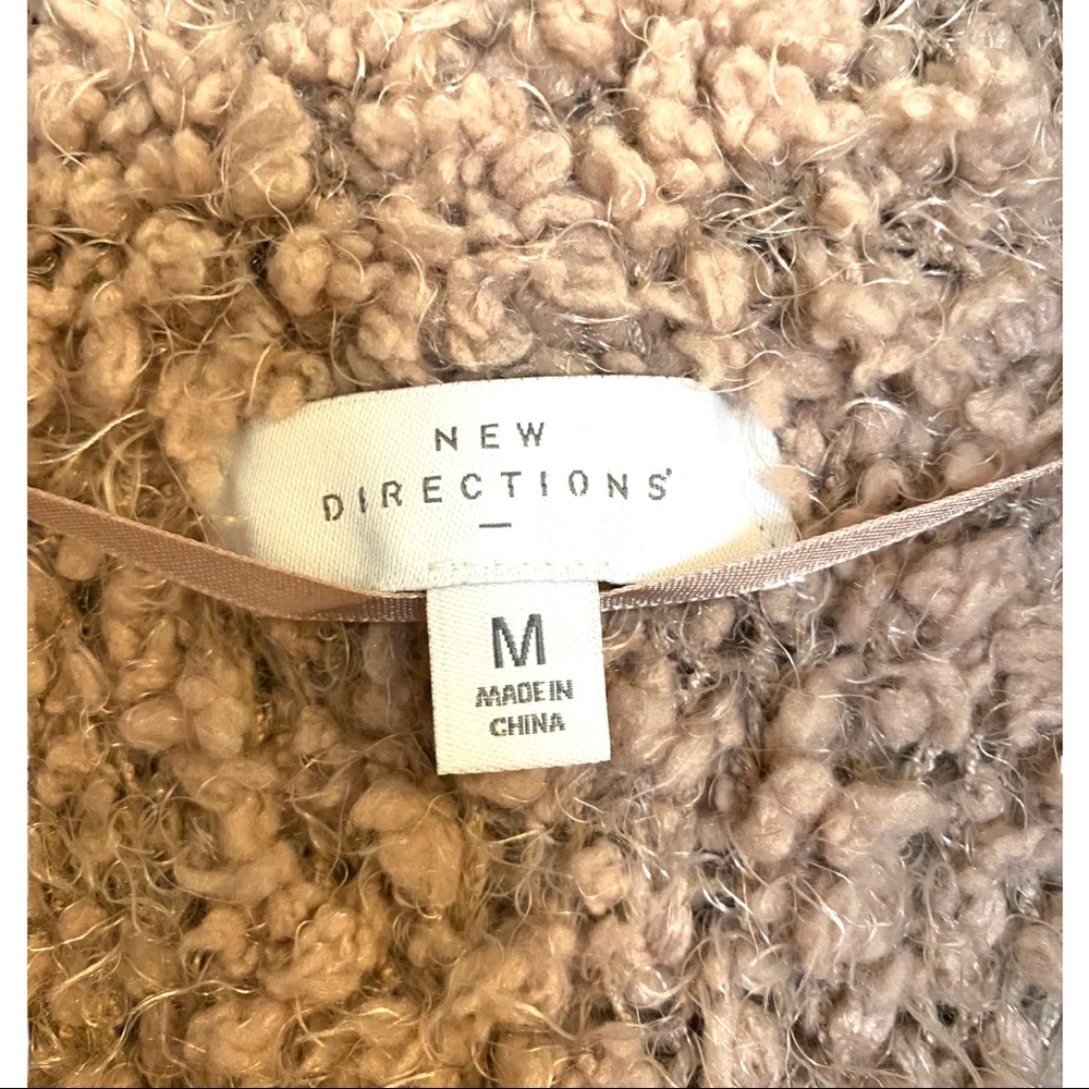 New directions fur vest w/pockets taupe size medium - Picture 2 of 4